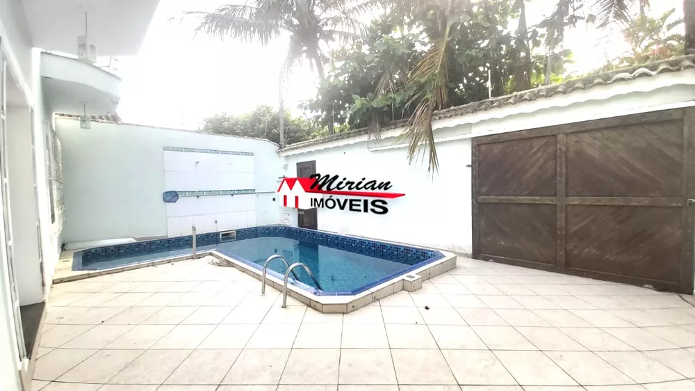 Sobrado à venda com 5 quartos, 250m² - Foto 4