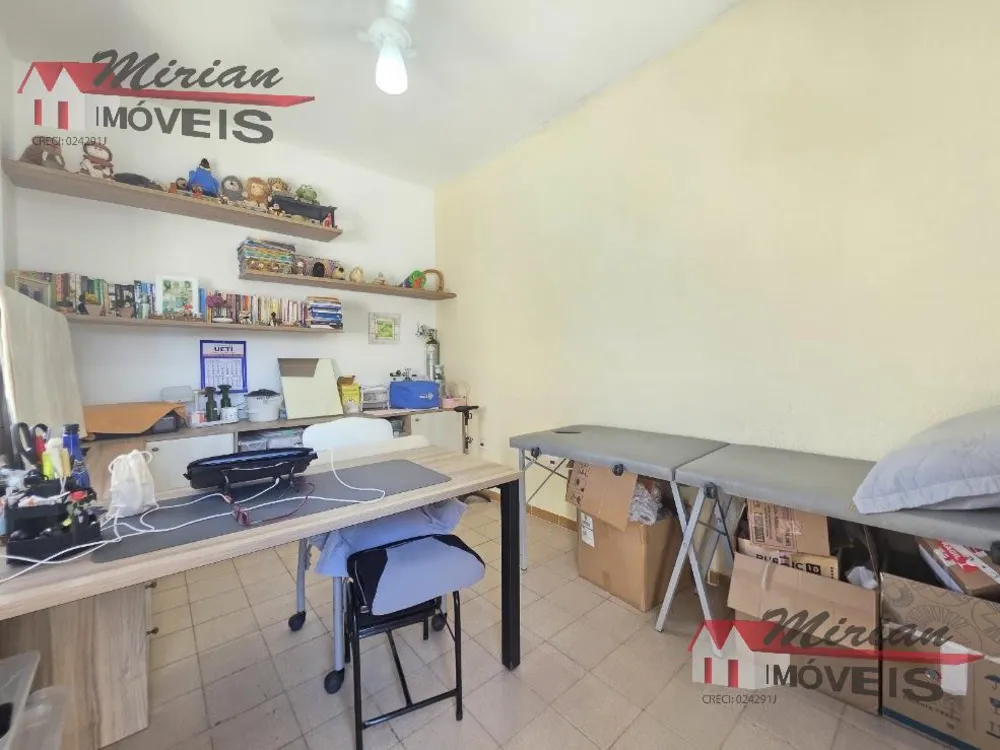 Casa, 3 quartos, 300 m² - Foto 2