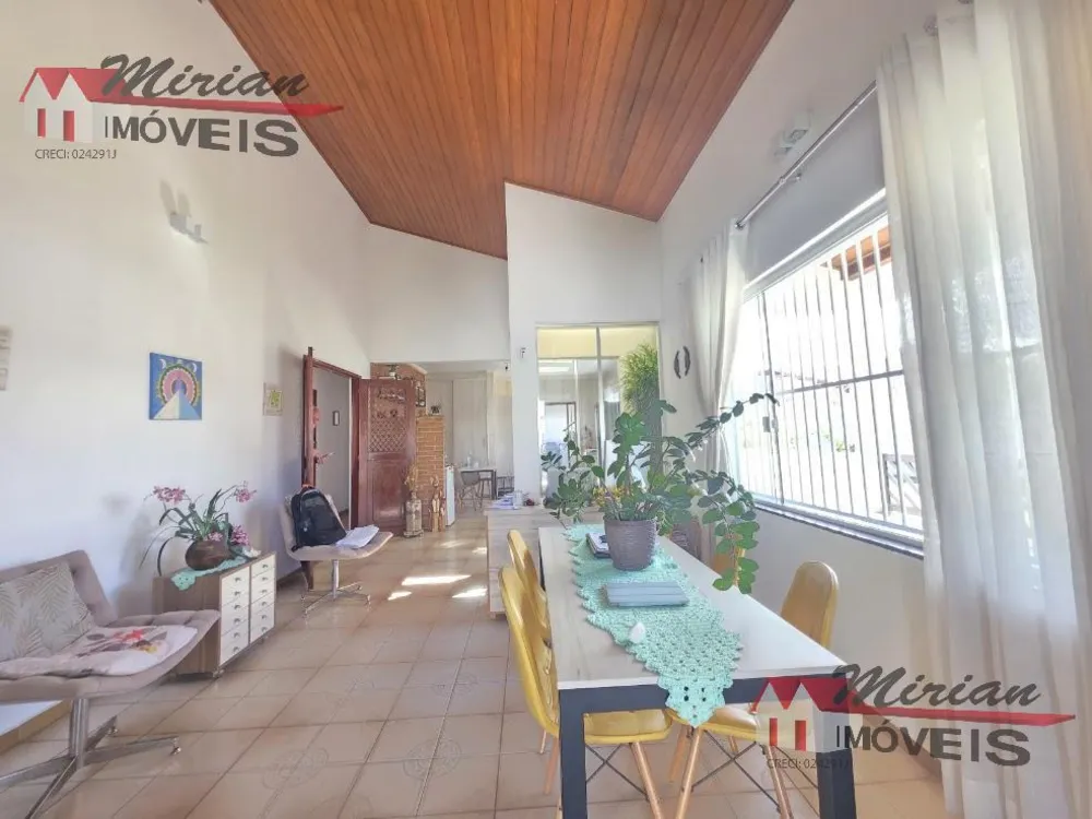 Casa, 3 quartos, 300 m² - Foto 13