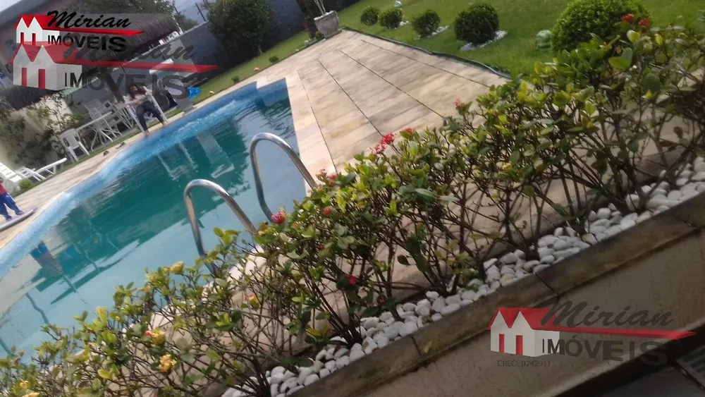 Casa, 2 quartos, 1050 m² - Foto 2