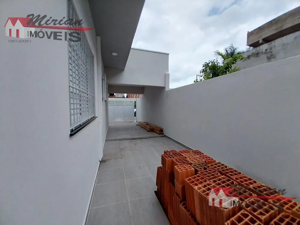 Casa, 3 quartos, 190 m² - Foto 2