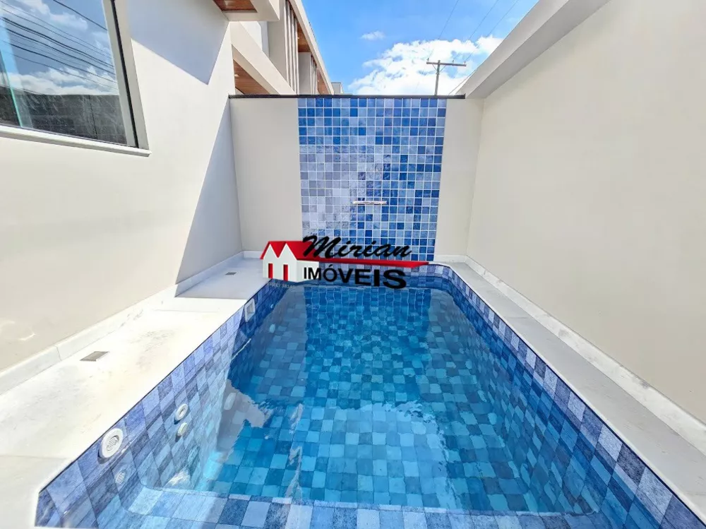 Sobrado à venda com 2 quartos, 45m² - Foto 1