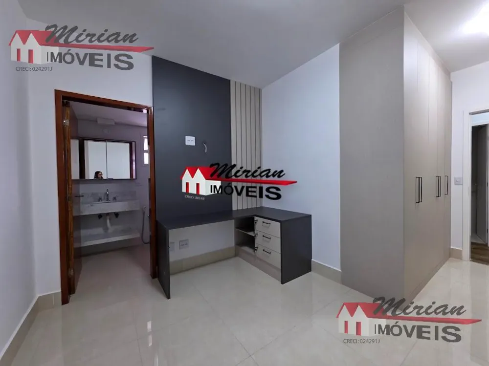 Apartamento, 3 quartos, 2370 m² - Foto 12