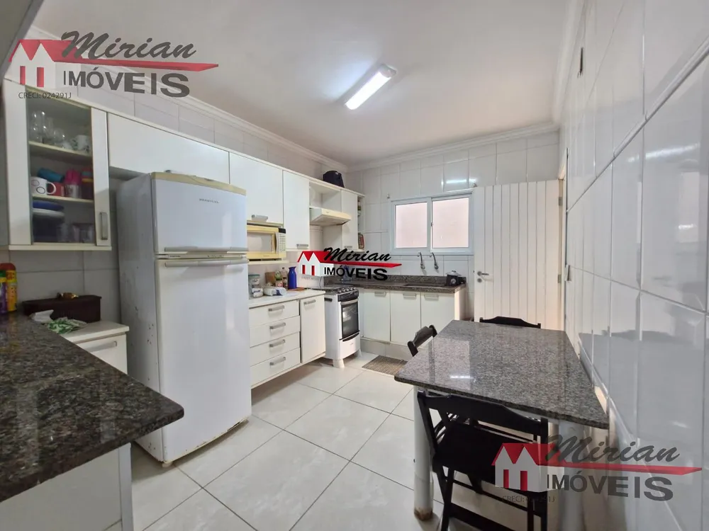 Sobrado, 4 quartos, 310 m² - Foto 8