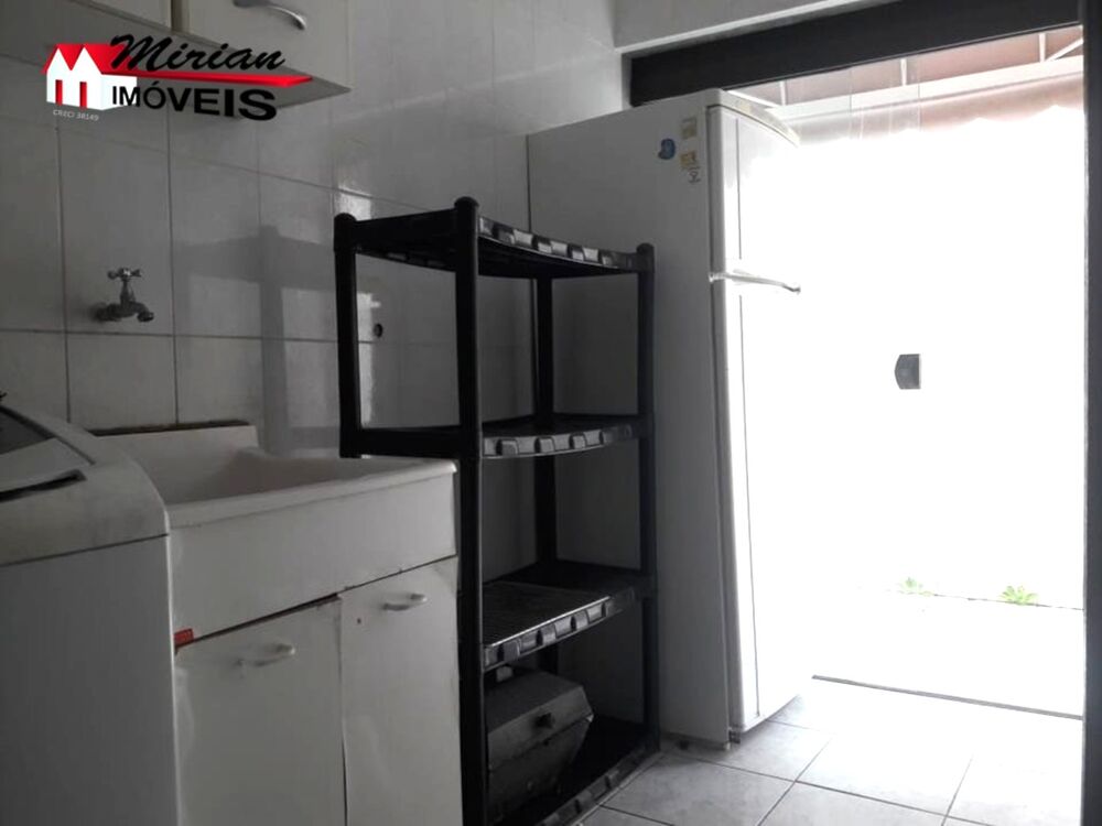 Casa à venda com 3 quartos, 250m² - Foto 9