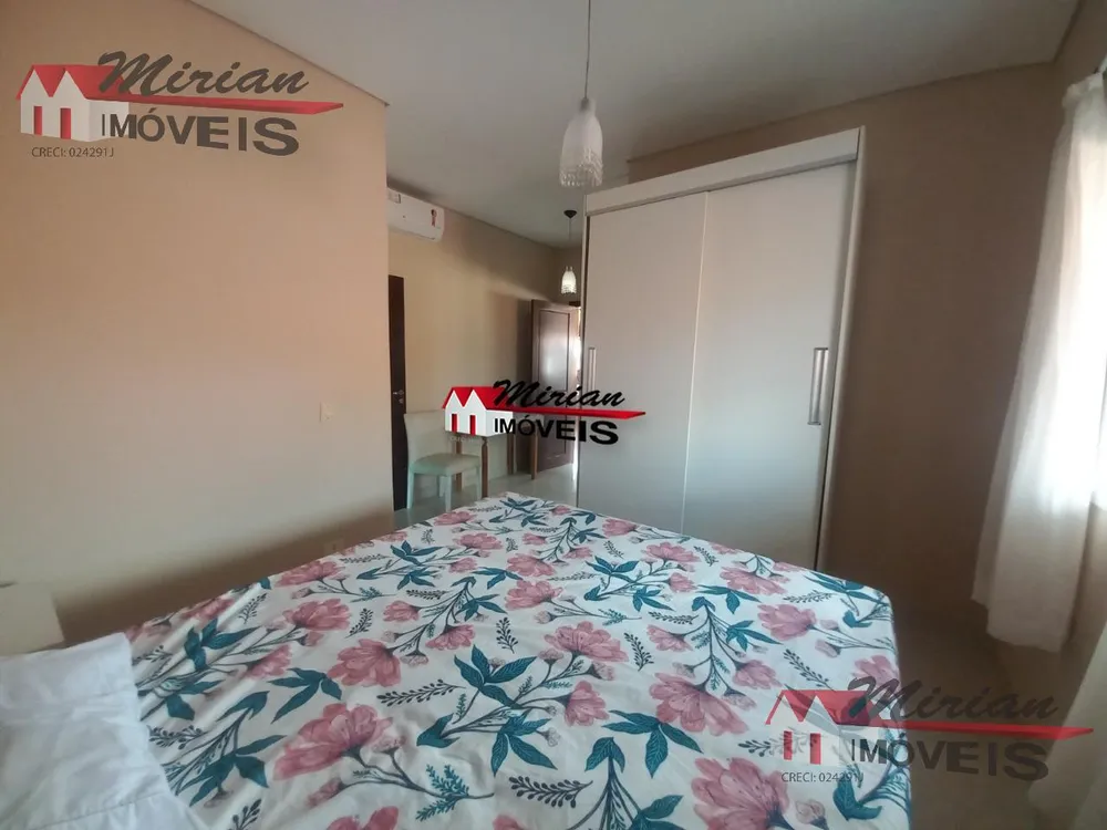 Sobrado, 3 quartos, 300 m² - Foto 1