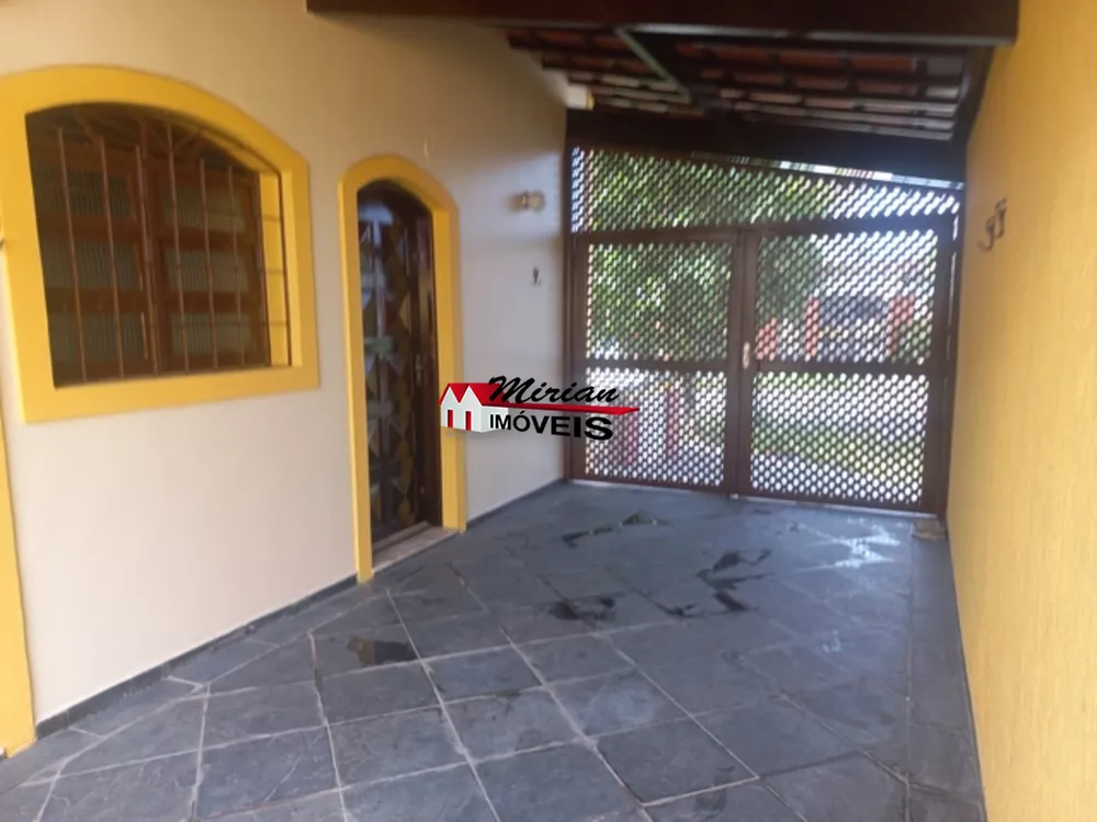 Casa à venda com 2 quartos, 90m² - Foto 5