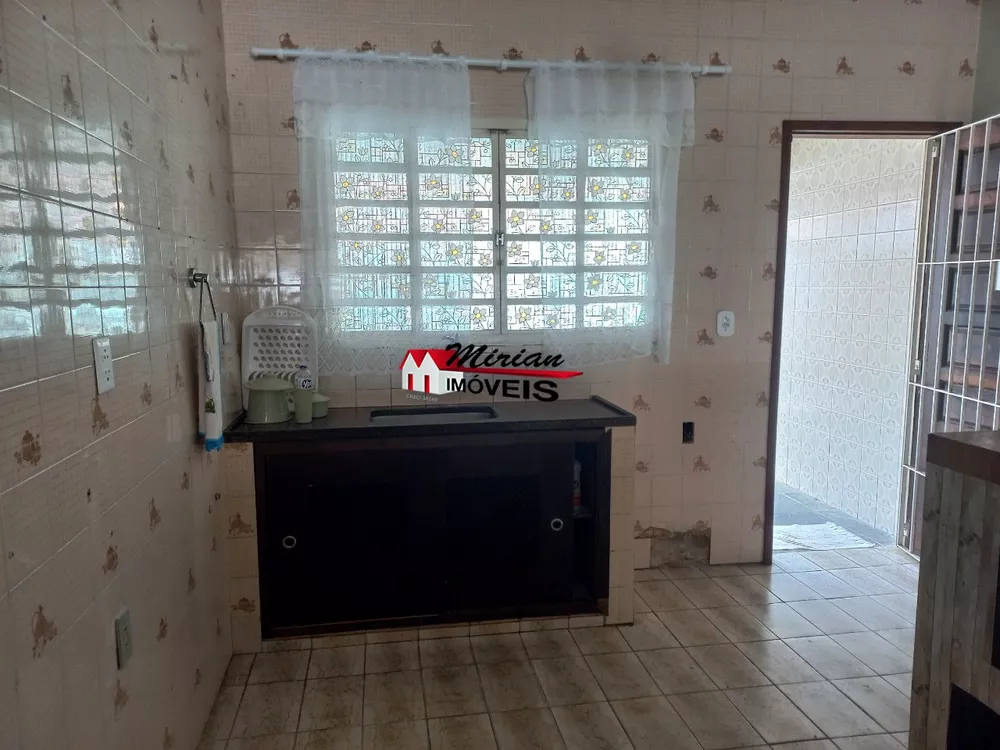 Casa à venda com 2 quartos, 160m² - Foto 14