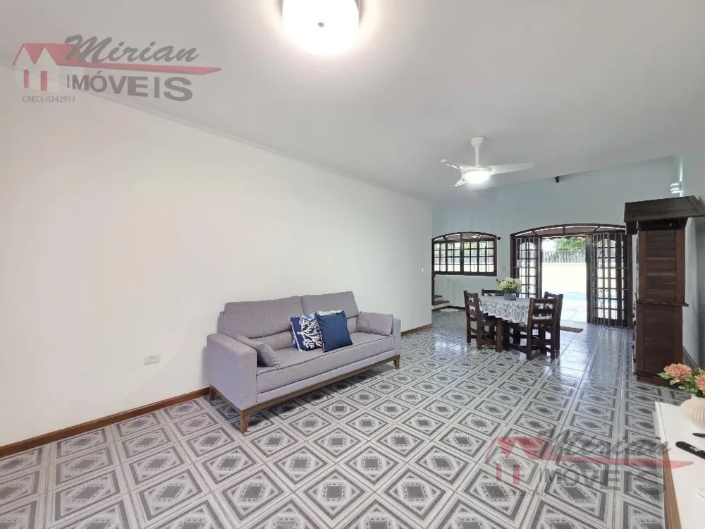 Sobrado, 4 quartos, 520 m² - Foto 1