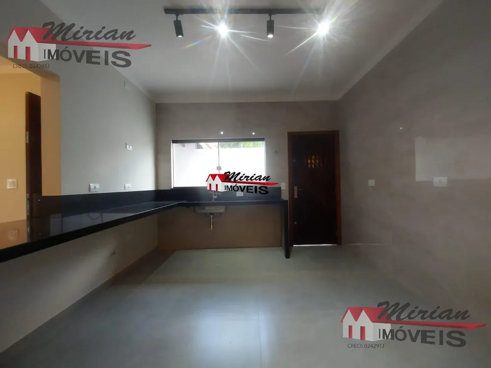 Casa, 3 quartos, 300 m² - Foto 3