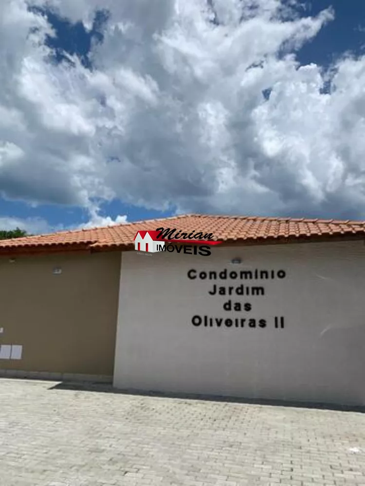 Casa de Condomínio à venda com 1 quarto, 43m² - Foto 2