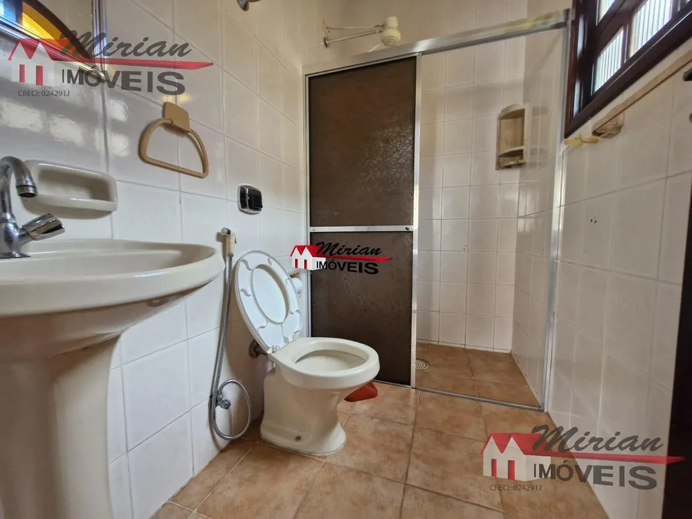 Casa, 3 quartos, 250 m² - Foto 9