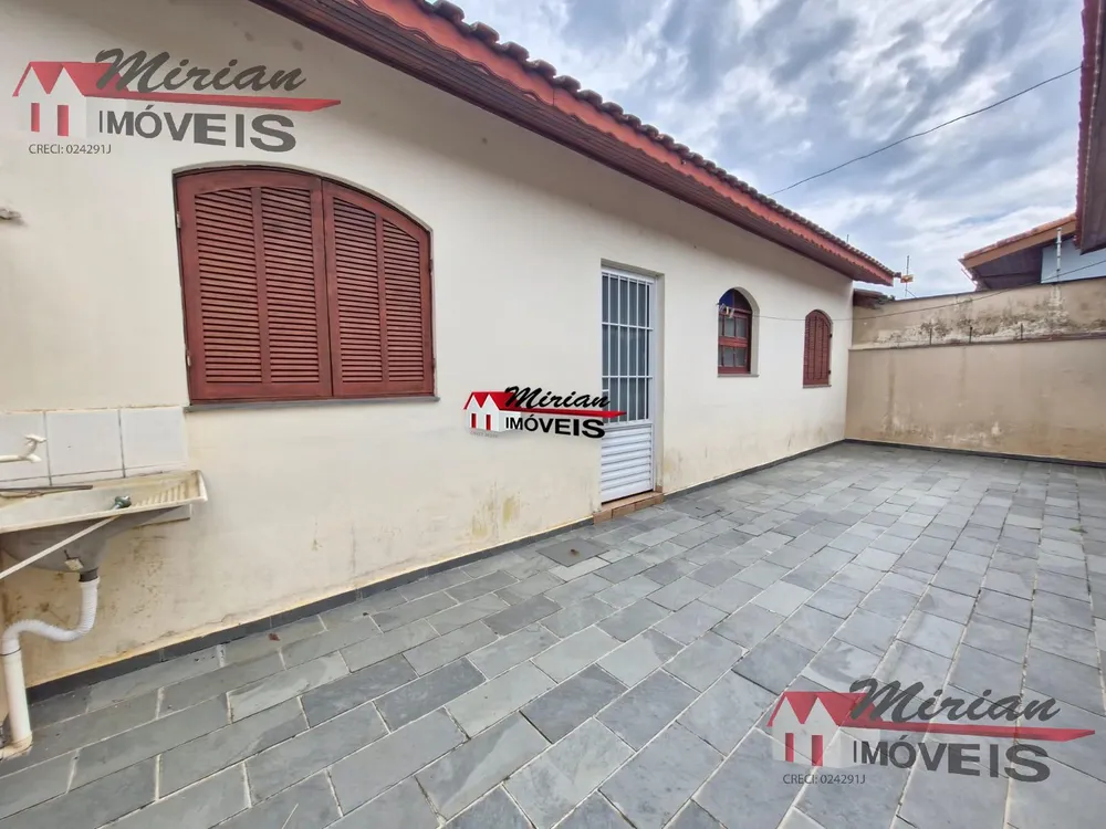 Casa, 3 quartos, 250 m² - Foto 4