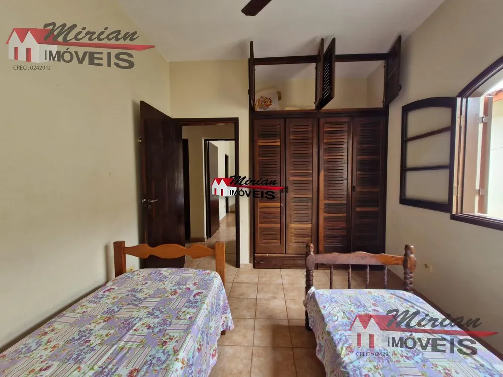 Casa, 3 quartos, 250 m² - Foto 12