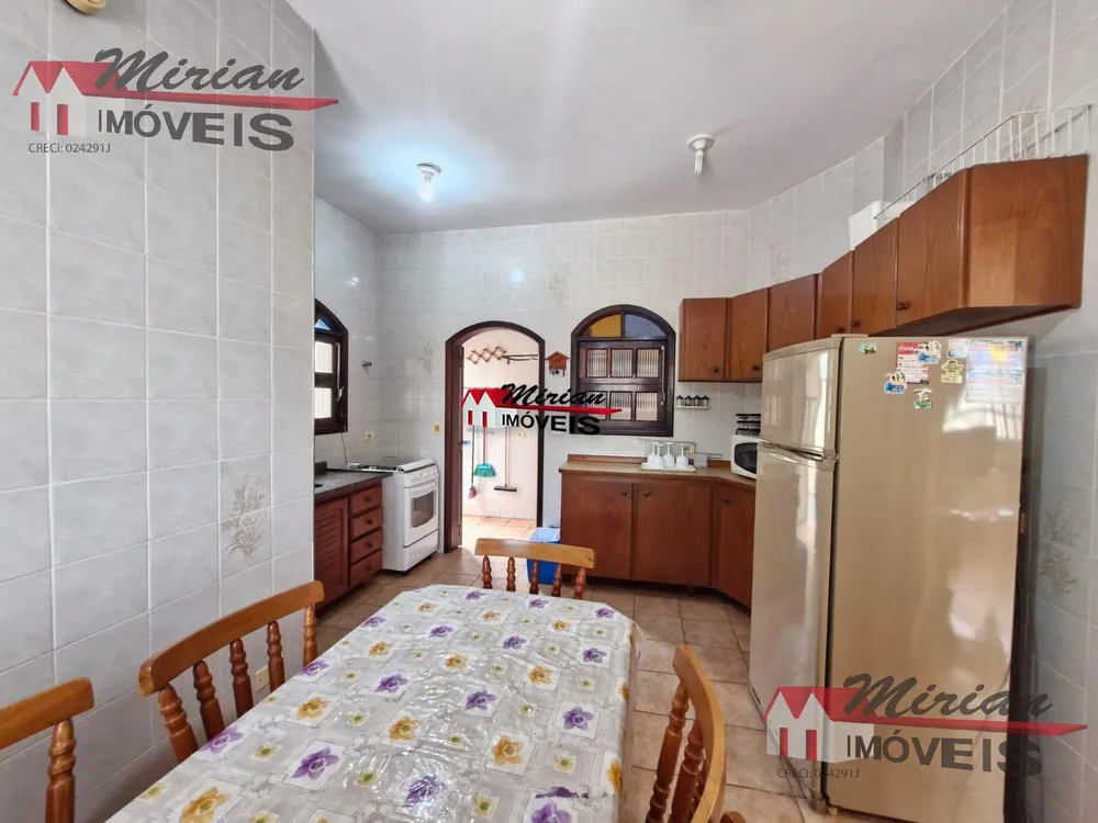 Casa, 3 quartos, 250 m² - Foto 15