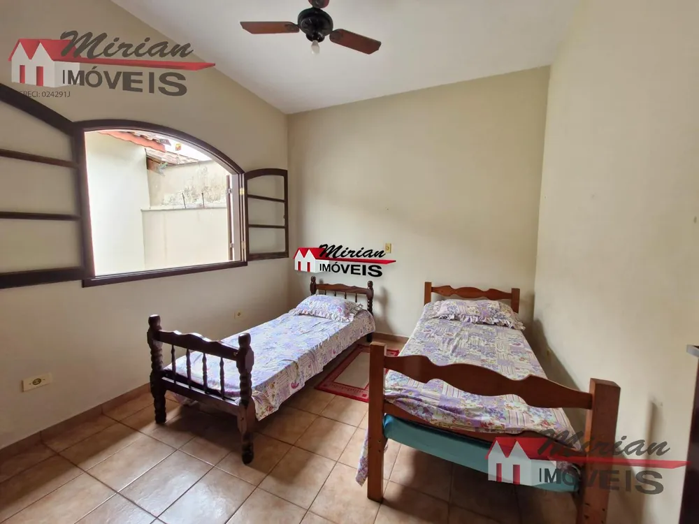 Casa, 3 quartos, 250 m² - Foto 6