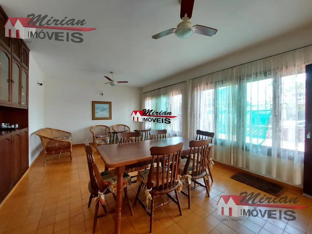 Casa, 3 quartos, 250 m² - Foto 6