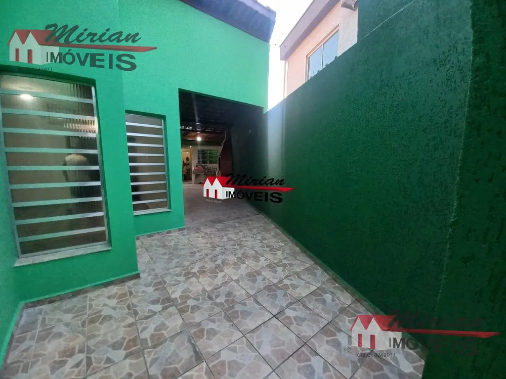 Casa, 3 quartos, 171 m² - Foto 2