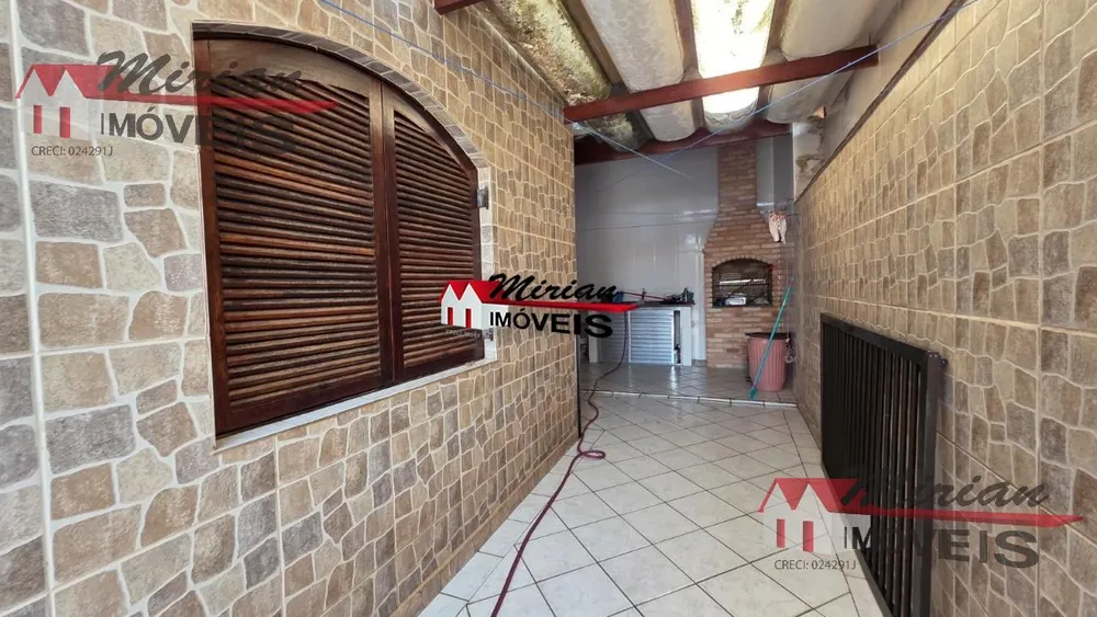 Casa, 3 quartos, 250 m² - Foto 13