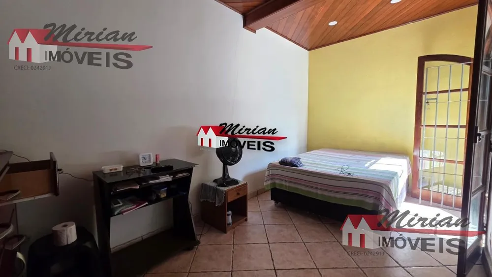 Casa, 3 quartos, 250 m² - Foto 1