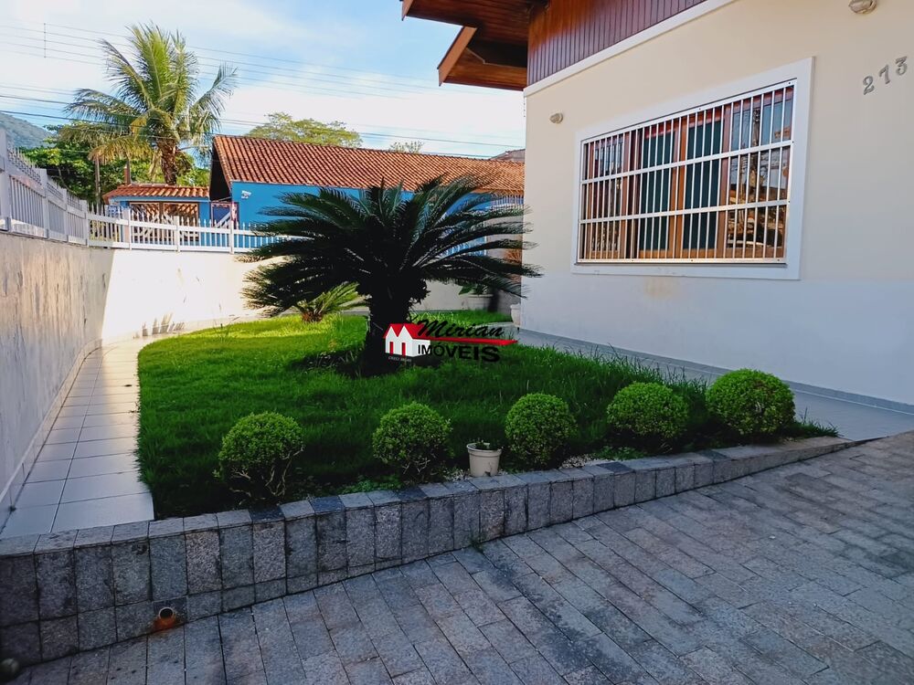 Casa à venda com 3 quartos, 166m² - Foto 2