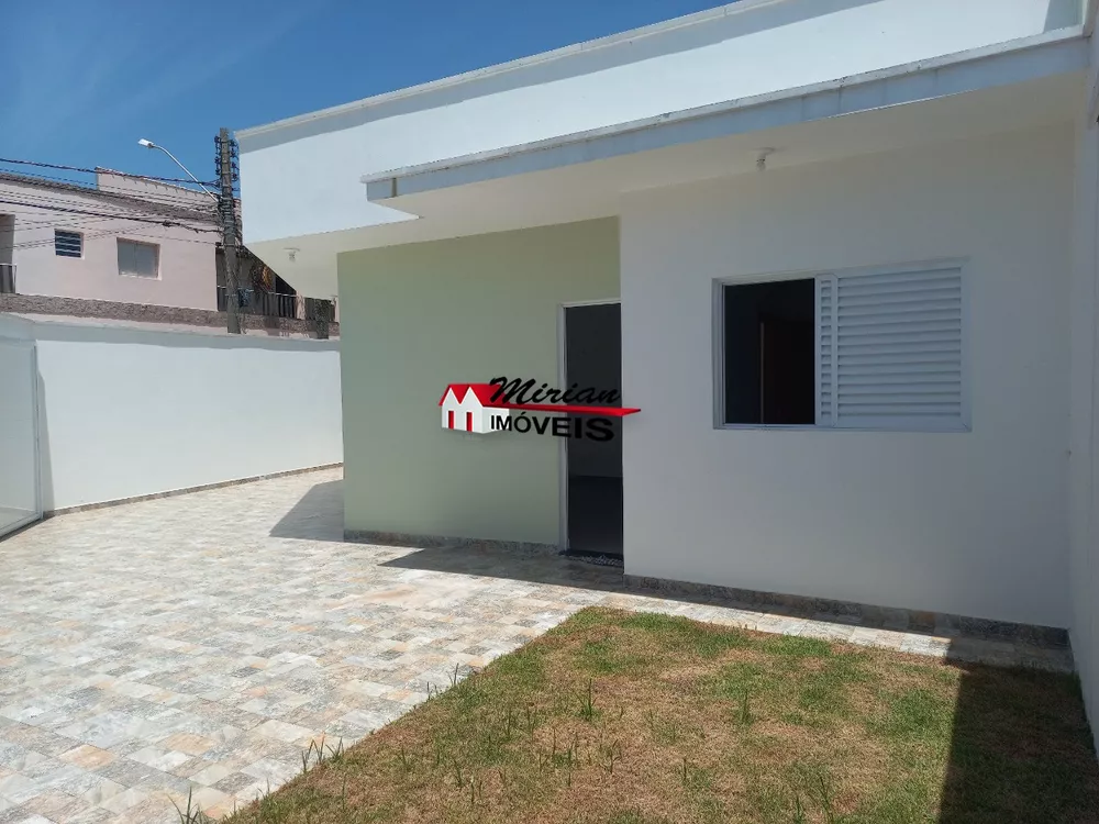 Casa à venda com 3 quartos, 85m² - Foto 3
