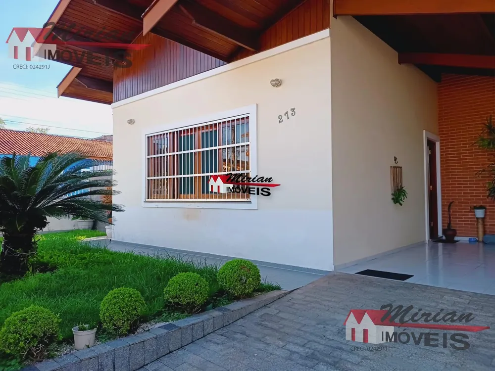 Casa, 3 quartos, 311 m² - Foto 3