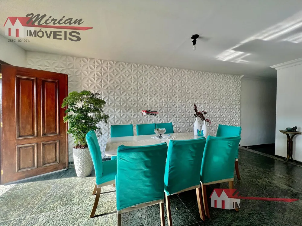 Sobrado, 5 quartos, 322 m² - Foto 1