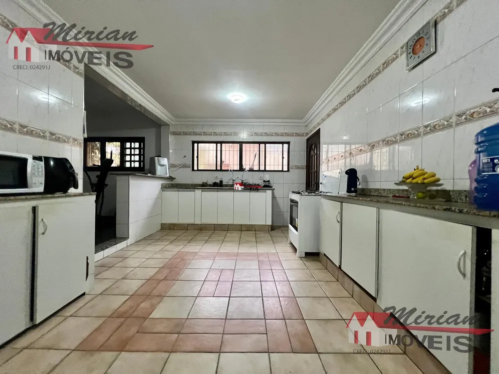Sobrado, 5 quartos, 322 m² - Foto 6