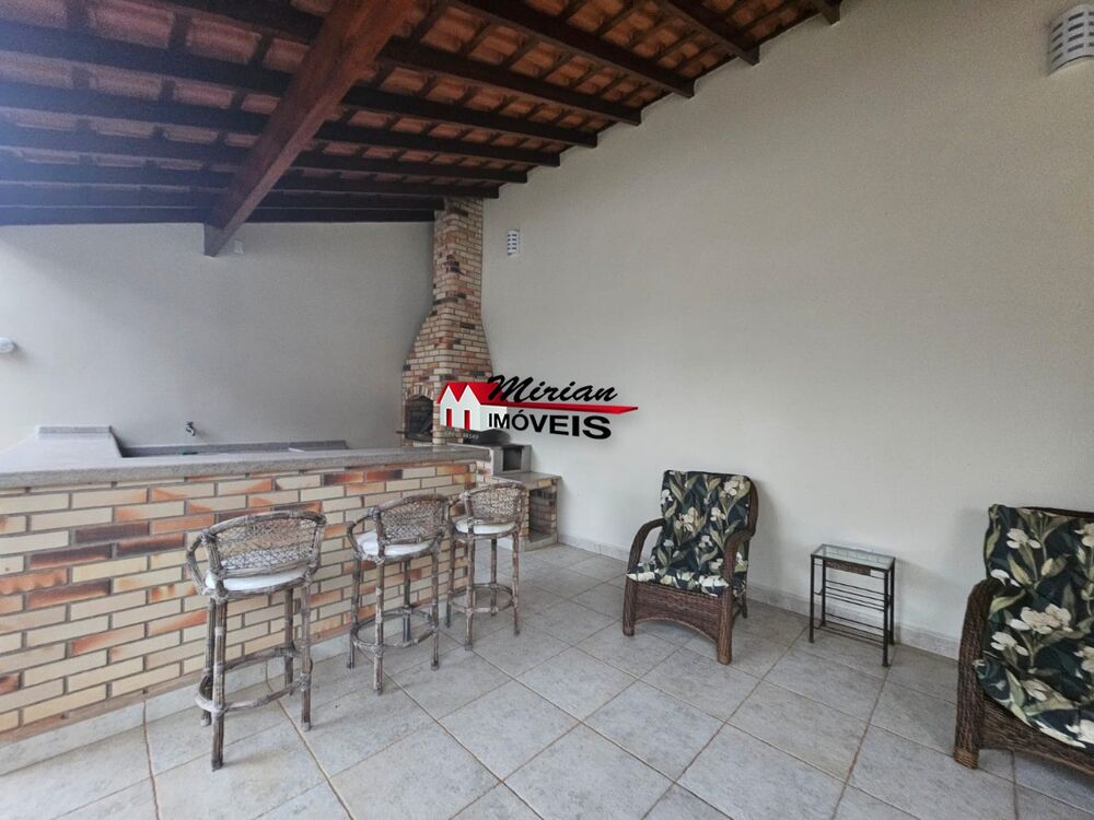 Casa à venda com 4 quartos, 291m² - Foto 6
