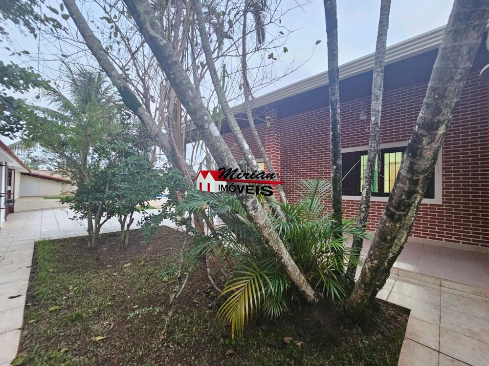 Casa à venda com 4 quartos, 291m² - Foto 9