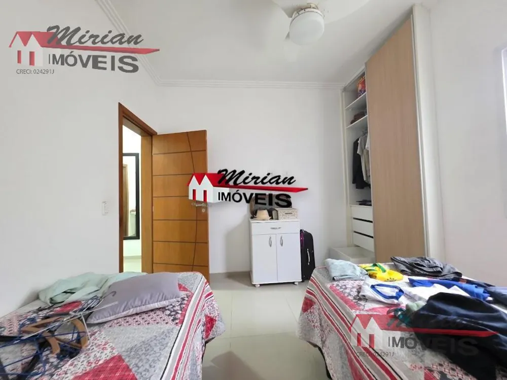 Casa, 3 quartos, 250 m² - Foto 2