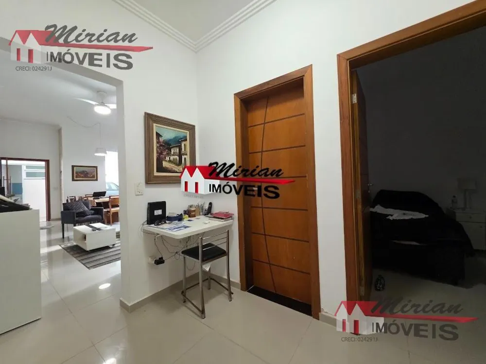 Casa, 3 quartos, 250 m² - Foto 6