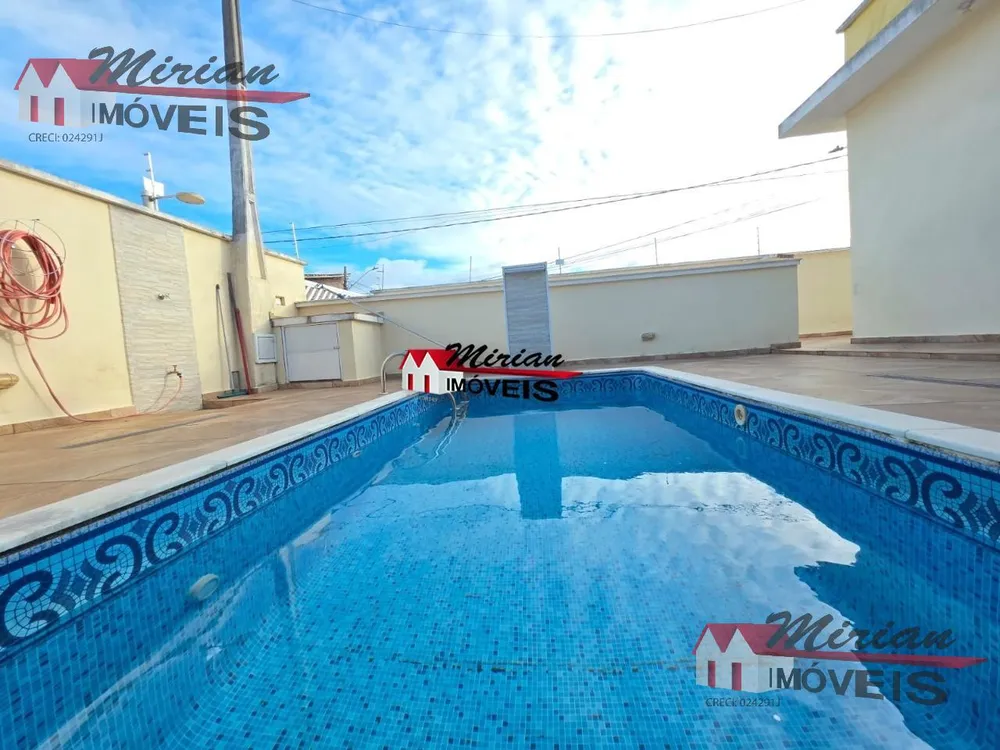 Casa, 2 quartos, 180 m² - Foto 1
