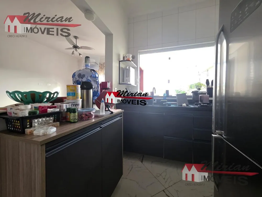 Casa, 2 quartos, 180 m² - Foto 1