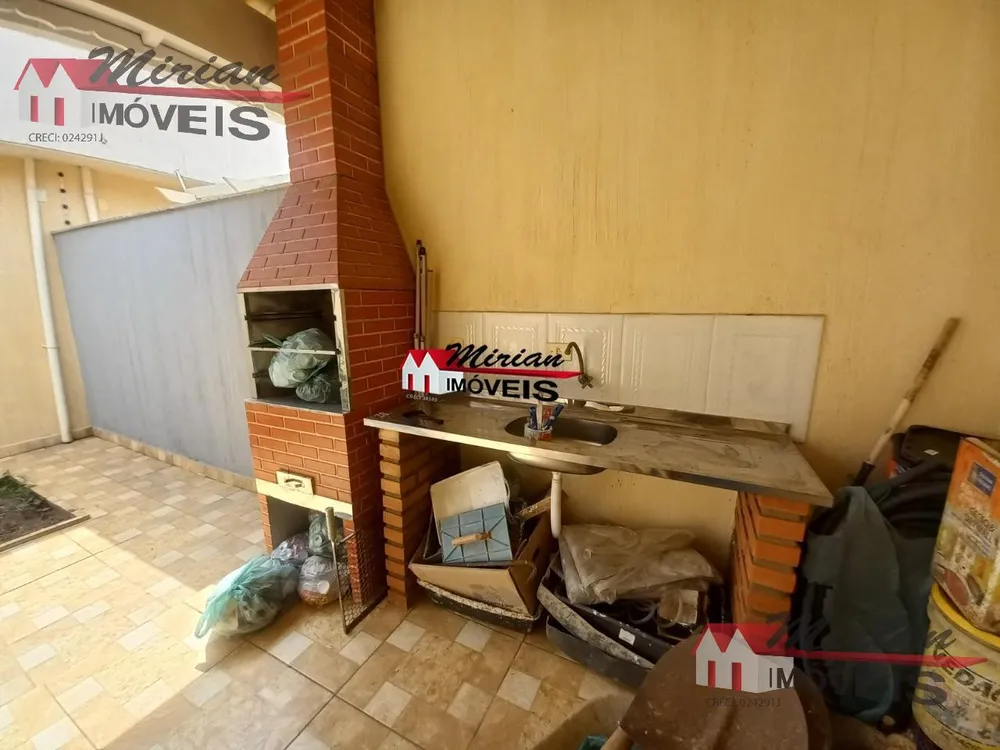 Casa, 3 quartos, 180 m² - Foto 2