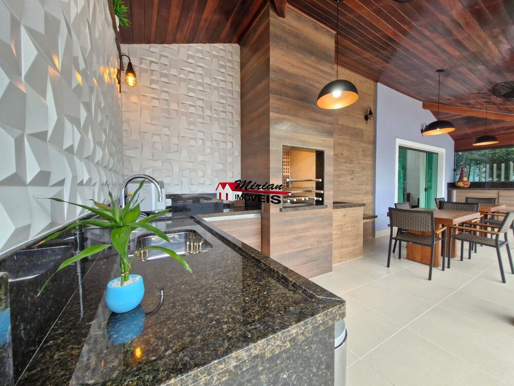 Casa à venda com 3 quartos, 360m² - Foto 7
