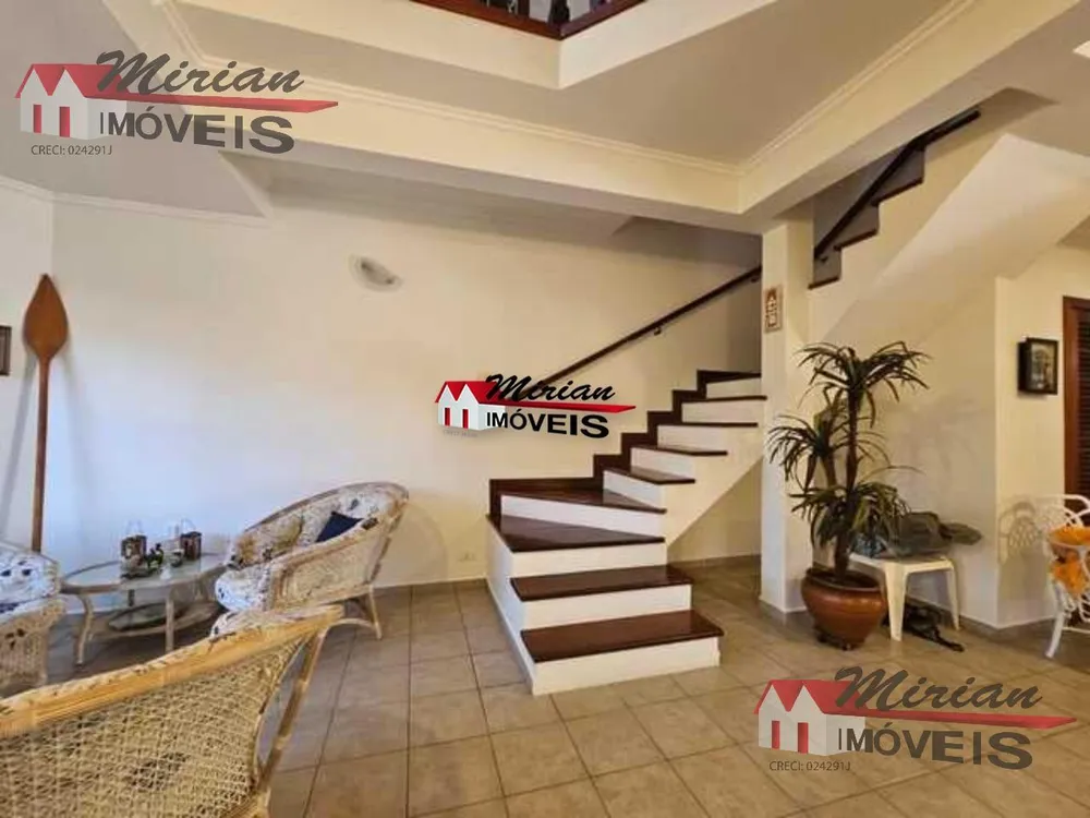 Sobrado, 3 quartos, 500 m² - Foto 1