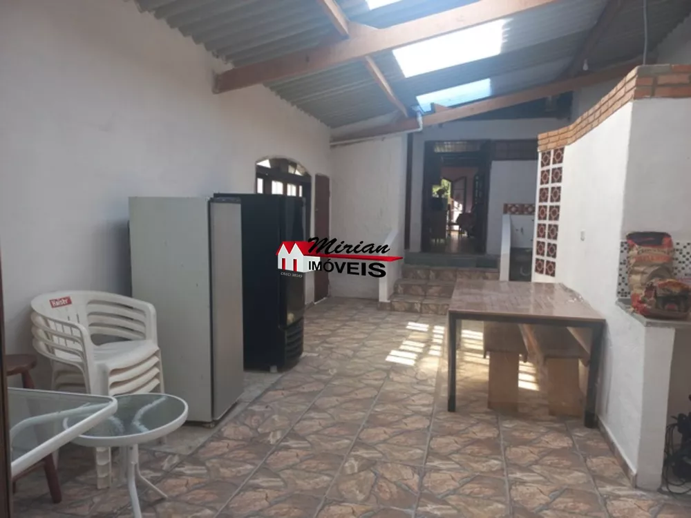 Fazenda à venda com 4 quartos, 120m² - Foto 8