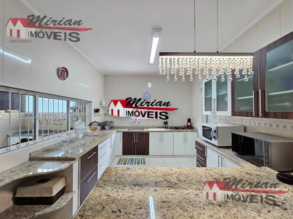 Sobrado, 4 quartos, 309 m² - Foto 11