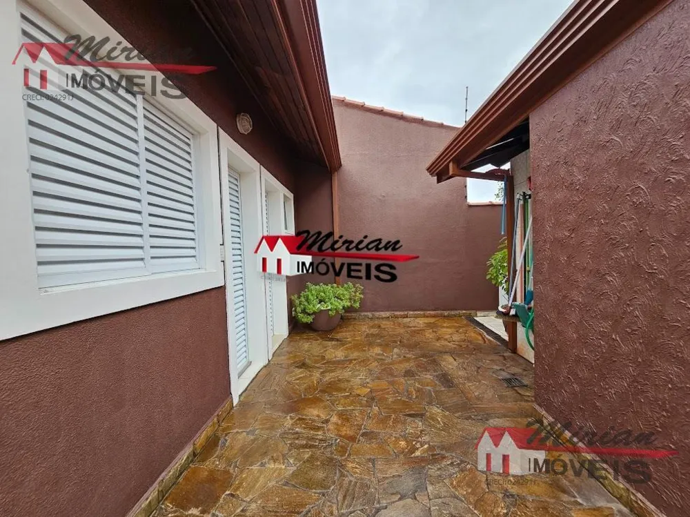 Sobrado, 4 quartos, 309 m² - Foto 2