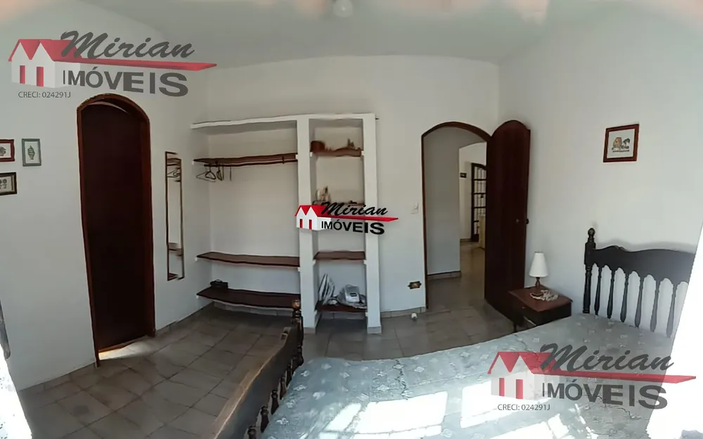 Casa, 3 quartos, 250 m² - Foto 2