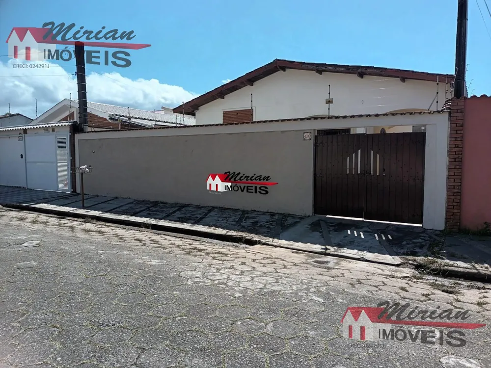 Casa, 3 quartos, 250 m² - Foto 1