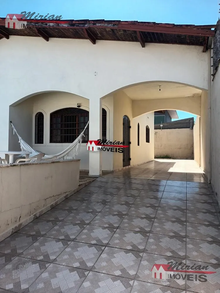 Casa, 3 quartos, 250 m² - Foto 4
