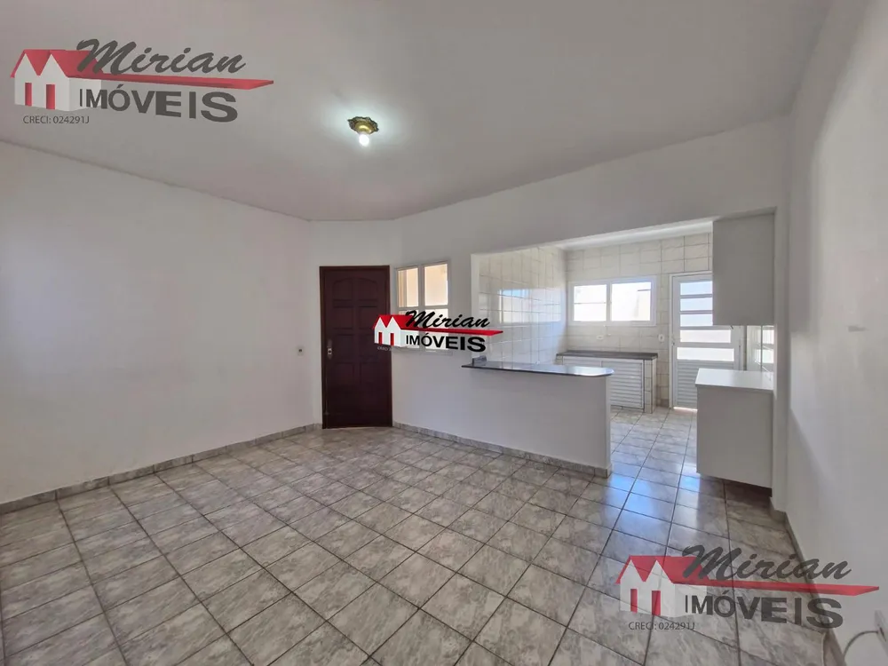Casa, 3 quartos, 135 m² - Foto 1