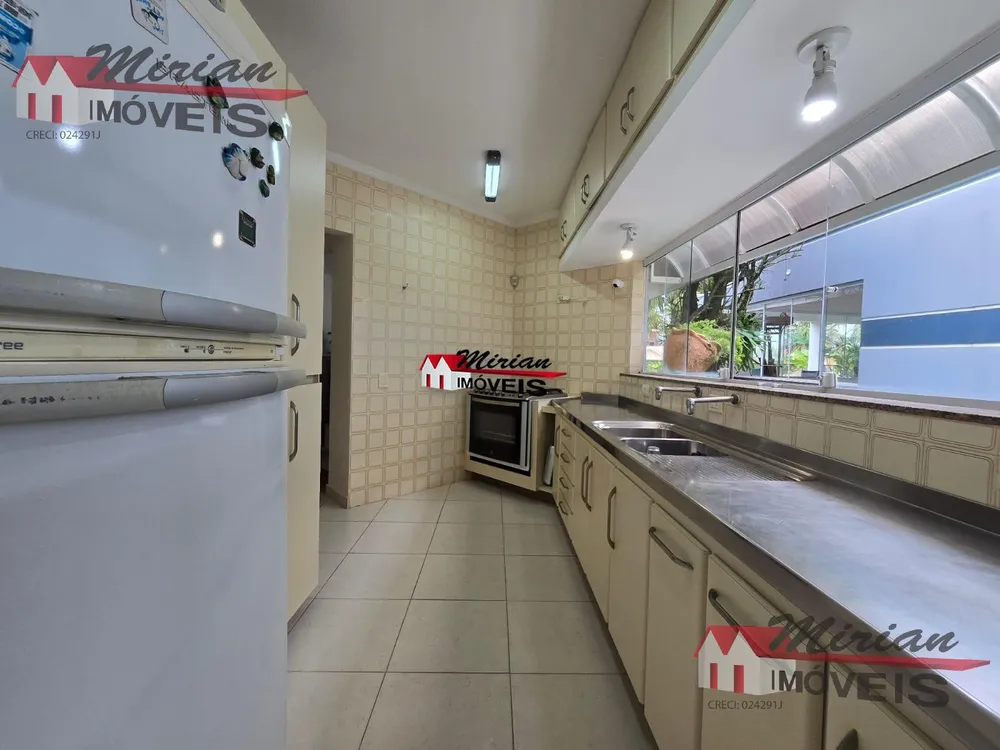 Casa, 6 quartos, 2268 m² - Foto 6