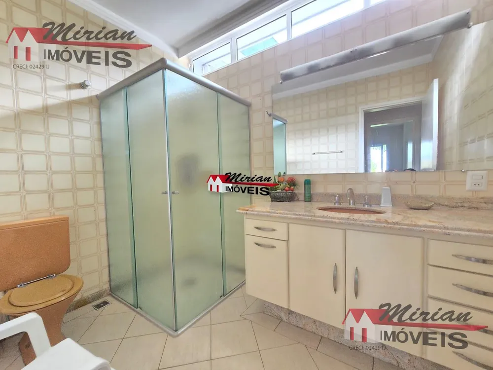 Casa, 6 quartos, 2268 m² - Foto 3