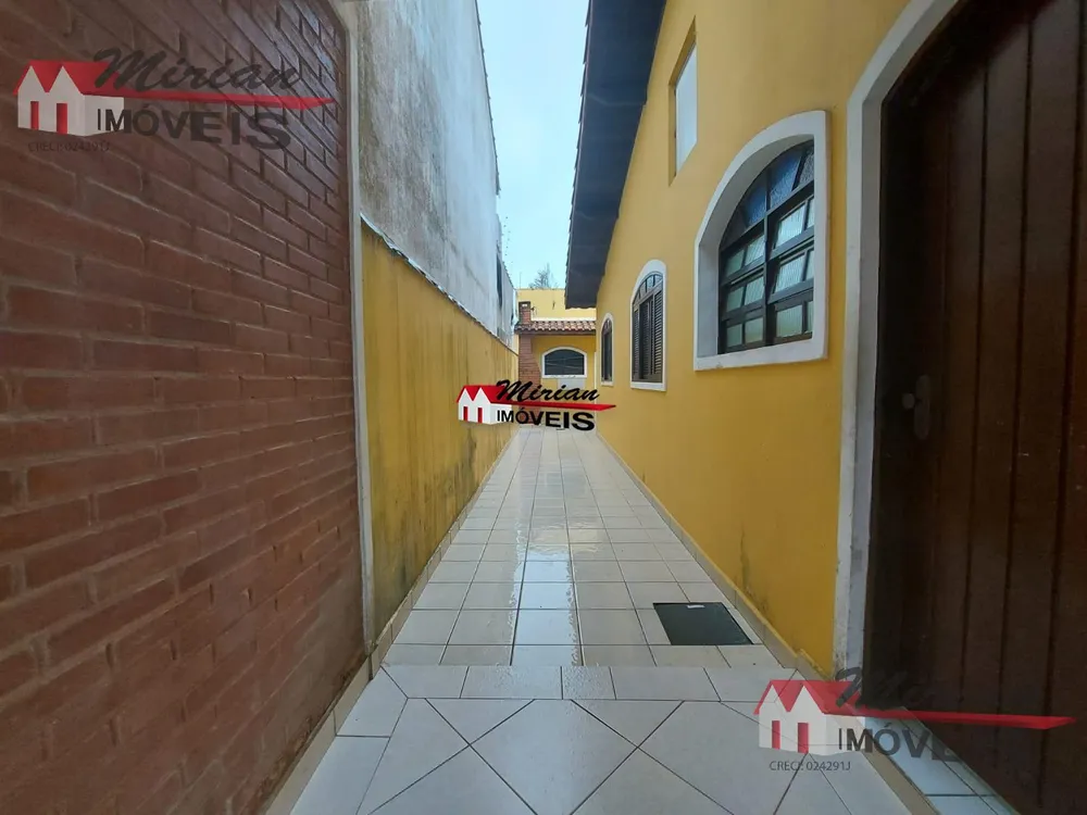 Casa, 4 quartos, 250 m² - Foto 8