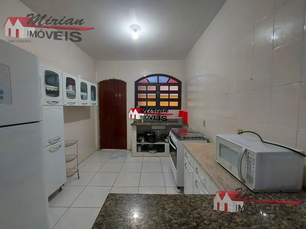 Casa, 4 quartos, 250 m² - Foto 1