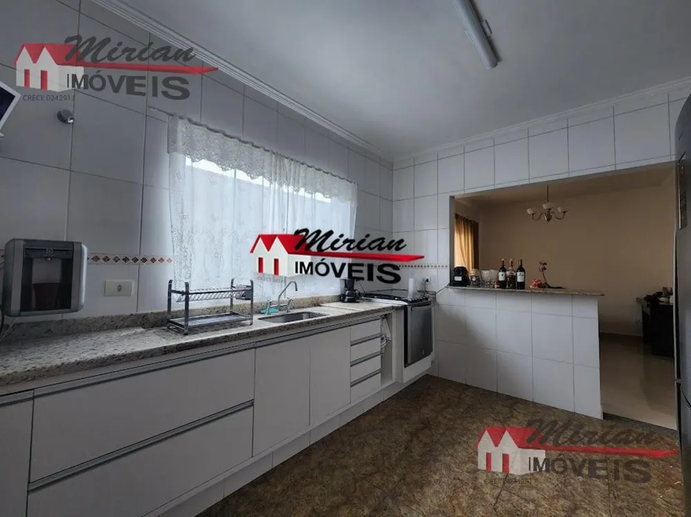 Sobrado, 3 quartos, 250 m² - Foto 6